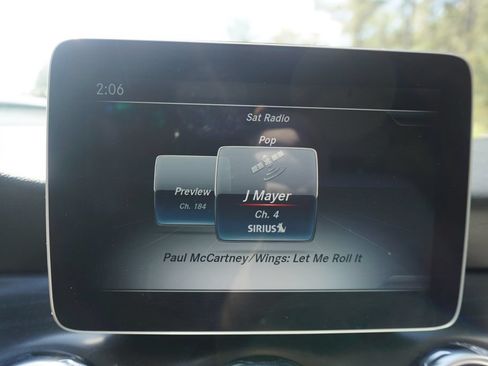 Used 2018 Mercedes-Benz GLA 250 image 10