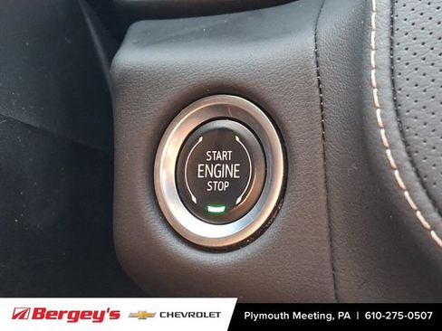 Certified 2024 Chevrolet Suburban Premier AWD/4WD image 27