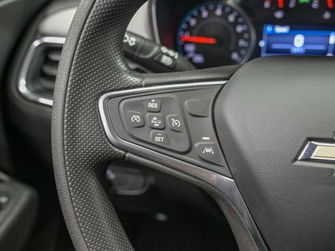 Used 2024 Chevrolet Equinox LS w/ LS Convenience Package image 19