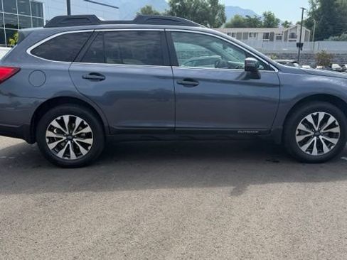 Used 2016 Subaru Outback 3.6R Limited AWD/4WD image 2