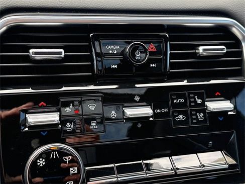 New 2026 Nissan Armada Platinum image 28