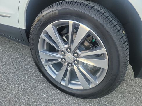 Certified 2022 Cadillac XT5 Premium Luxury FWD image 25