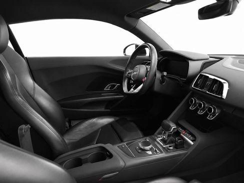Used 2022 Audi R8 V10 RWD image 12