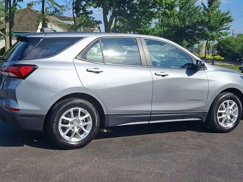 Certified 2023 Chevrolet Equinox LS FWD image 3