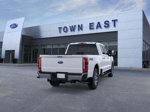 New 2026 Ford F250 Lariat w/ Chrome Package image 8