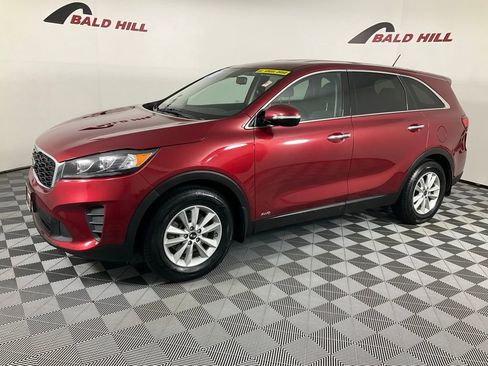 Used 2020 Kia Sorento LX image 3