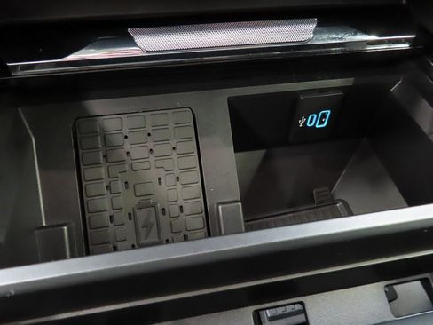 Used 2025 Ford F250 Lariat w/ Lariat Ultimate Package image 70