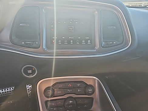 Certified 2022 Dodge Challenger R/T image 21