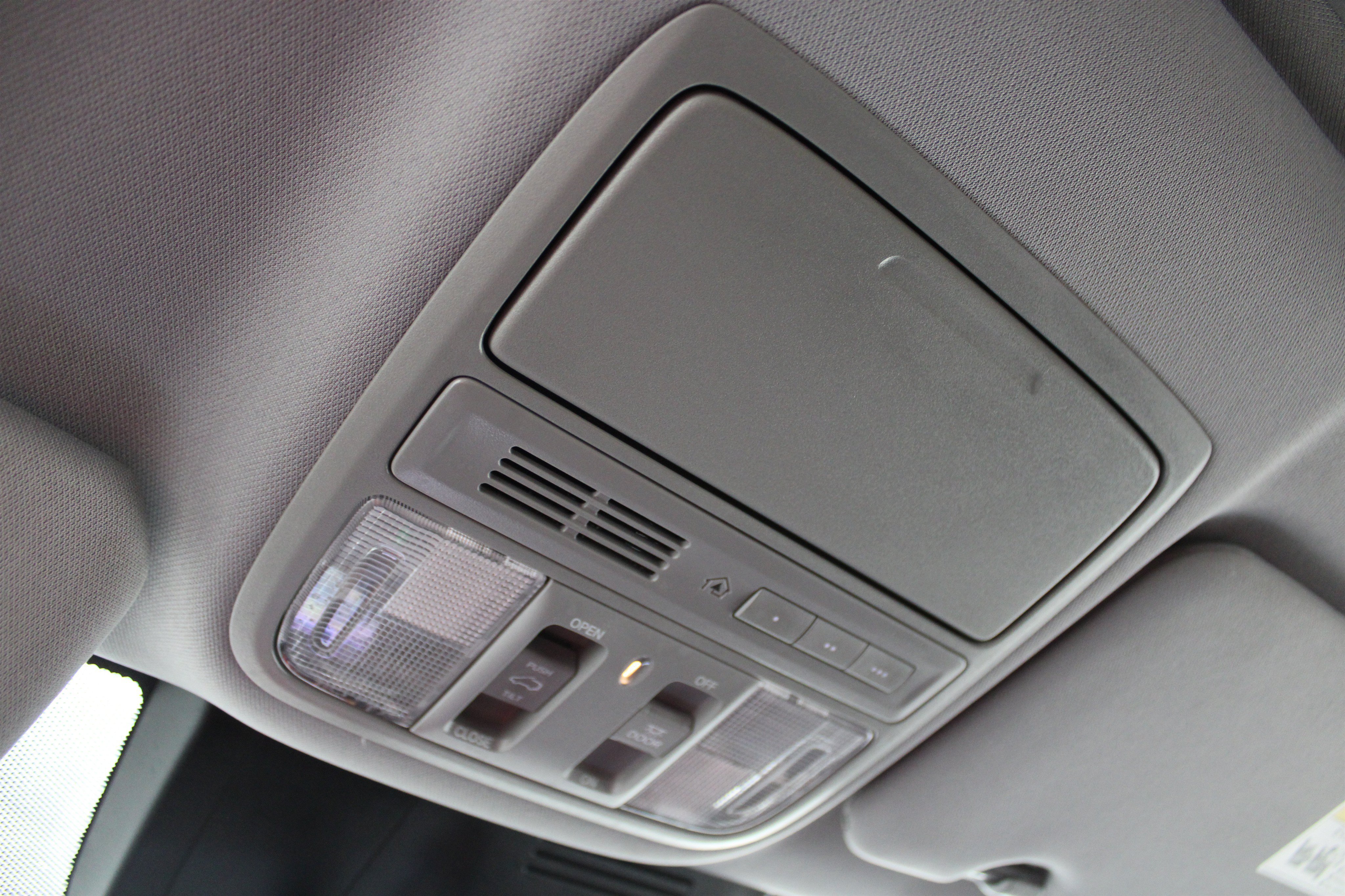 Used 2021 Honda CR-V Touring image 18