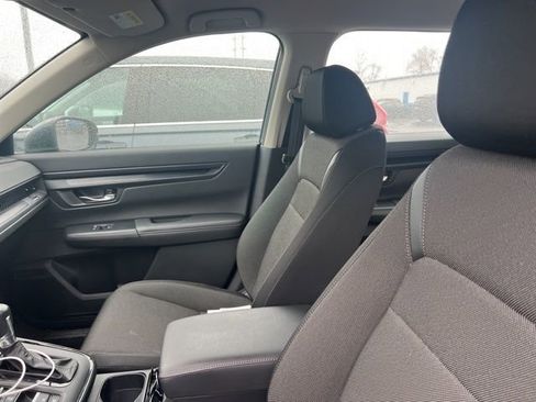 Used 2024 Honda CR-V LX image 5