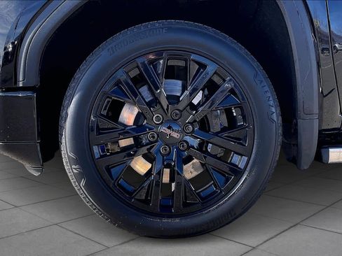 Used 2021 GMC Sierra 1500 Denali w/ Driver Alert Package II image 10