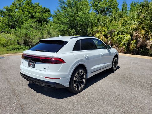 New 2026 Audi Q8 Premium Plus AWD/4WD image 4