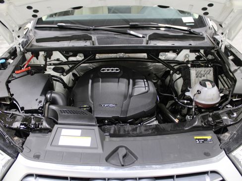 Used 2018 Audi Q5 2.0T Premium Plus w/ Premium Plus Package image 40