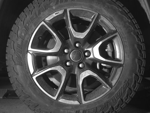 Used 2025 Jeep Compass Trailhawk AWD/4WD image 13