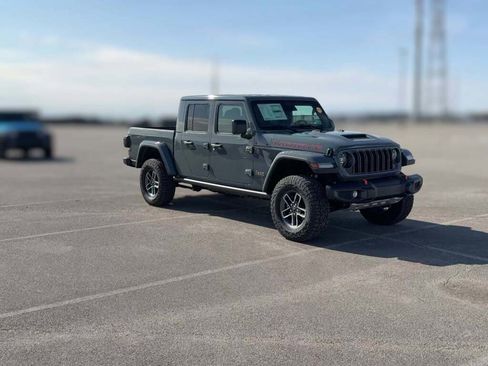 New 2026 Jeep Gladiator Mojave image 17