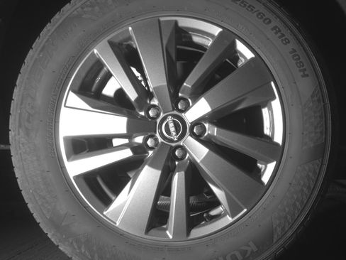 Used 2025 Nissan Pathfinder SV image 15