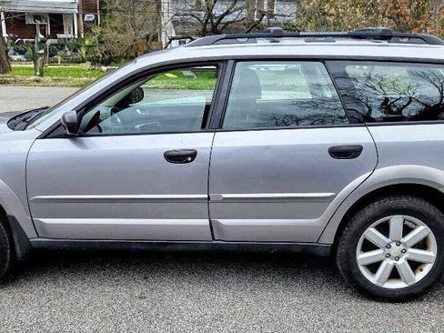 Used 2008 Subaru Outback 2.5i AWD/4WD image 2