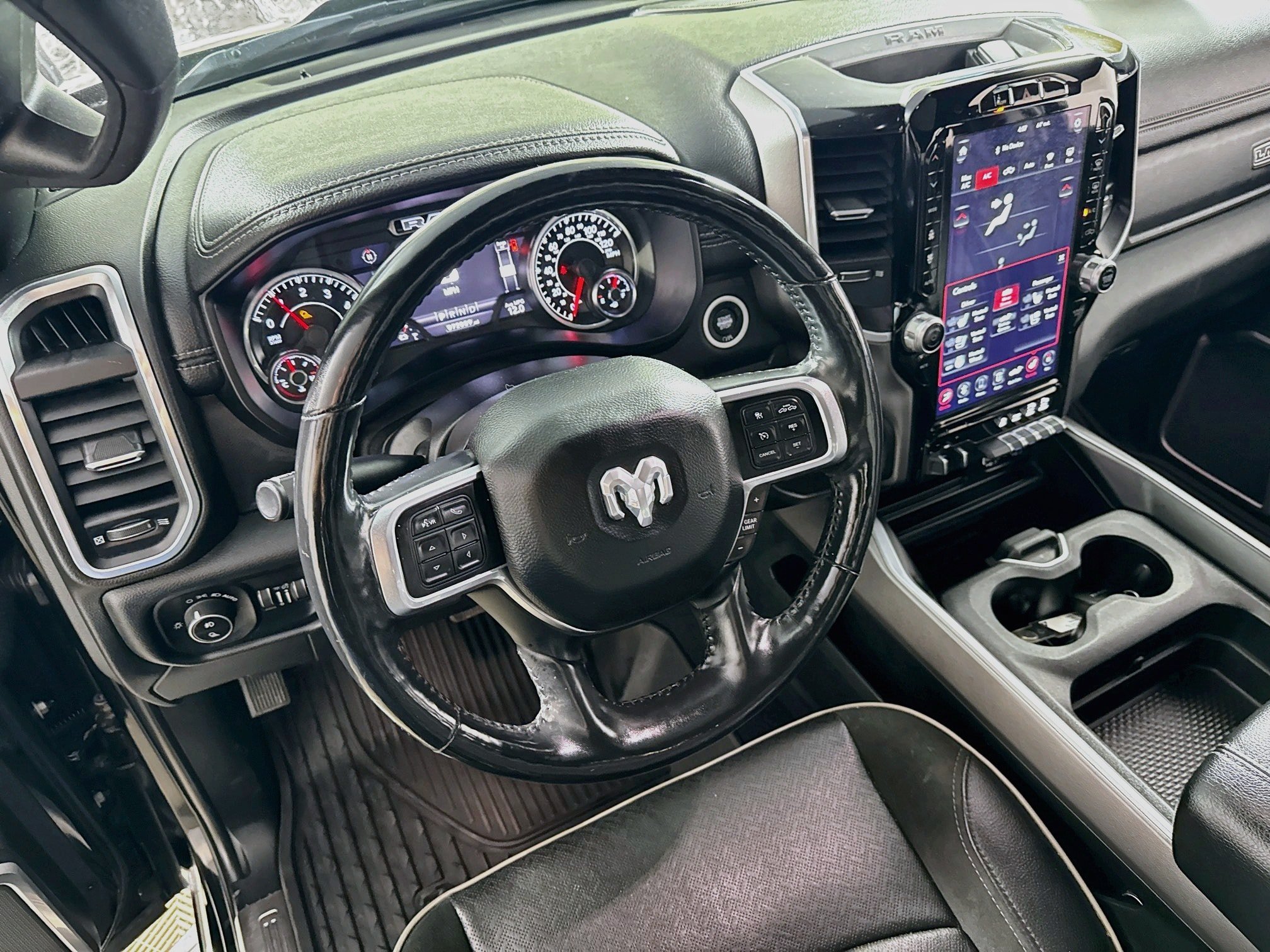 Used 2020 RAM 2500 Laramie AWD/4WD image 24