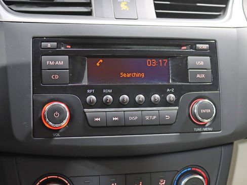 Used 2017 Nissan Sentra S image 19