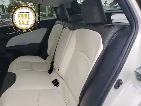 Certified 2018 Toyota Prius Two image 17