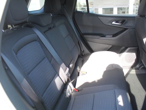 New 2026 Chevrolet Equinox LT w/ Midnight Edition image 16