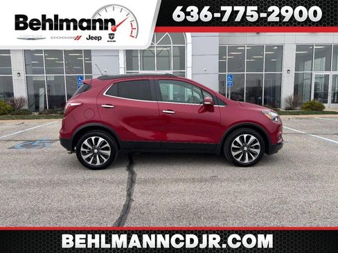 Used 2019 Buick Encore Essence image 1