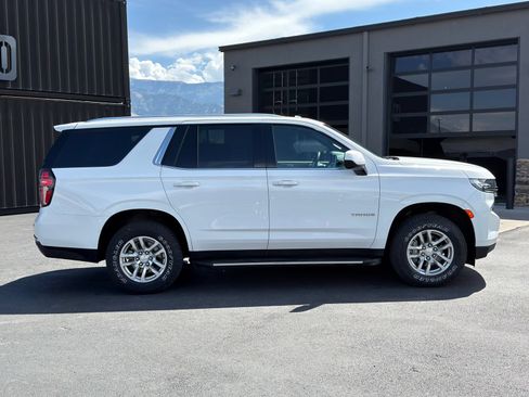 Used 2024 Chevrolet Tahoe LT AWD/4WD image 3