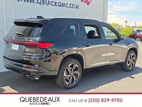 Used 2025 Buick Enclave Sport Touring w/ Super Cruise Package FWD image 8