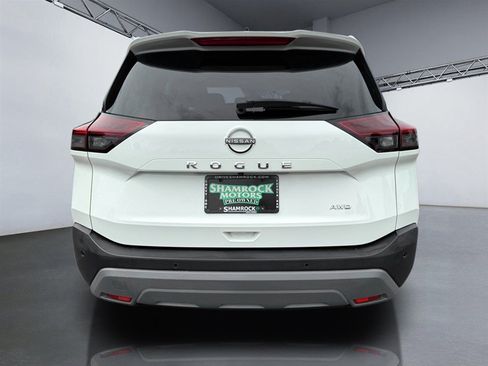 Used 2023 Nissan Rogue S AWD/4WD image 6
