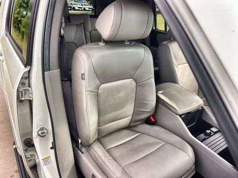 Used 2012 Honda Pilot Touring image 12