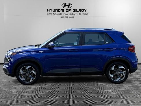 Used 2022 Hyundai Venue SEL image 8