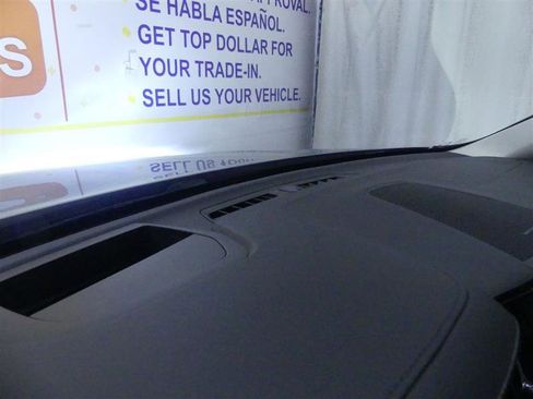 Used 2024 Volvo XC60 T8 Ultimate image 16