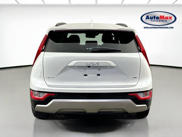 Used 2023 Kia Niro EX Touring FWD image 8