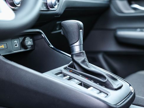 Used 2025 Honda CR-V LX image 29