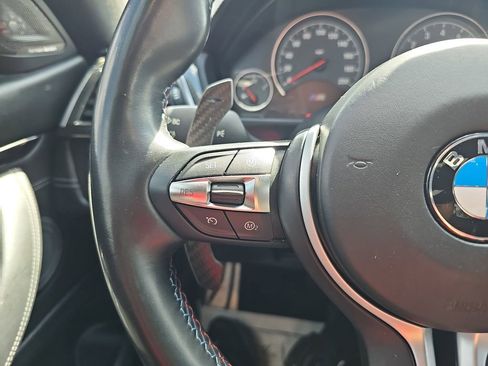Used 2017 BMW M4 Coupe image 19