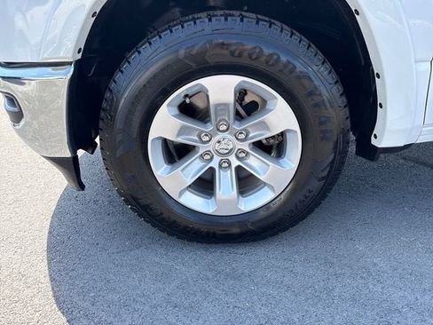 Used 2021 RAM 1500 Laramie AWD/4WD image 9