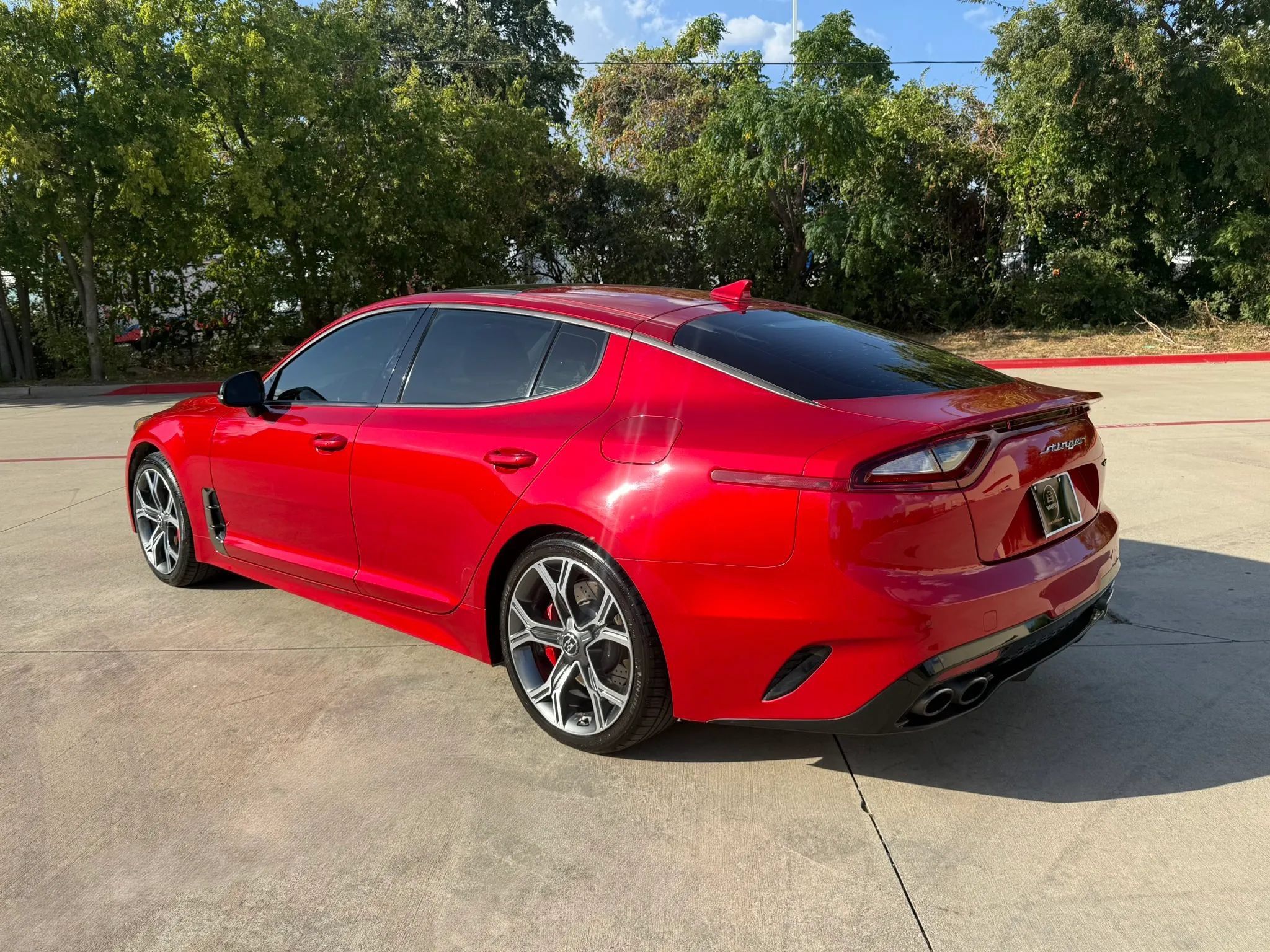 Used 2019 Kia Stinger GT1 RWD image 4