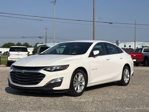 Used 2025 Chevrolet Malibu LT FWD image 12