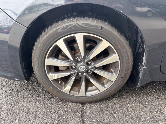Used 2016 Nissan Altima 2.5 SV w/ Convenience Package FWD image 3