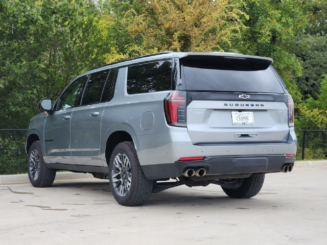 Used 2025 Chevrolet Suburban Z71 AWD/4WD image 6