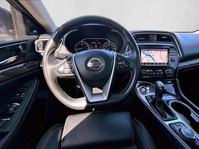 Used 2017 Nissan Maxima Platinum FWD image 7