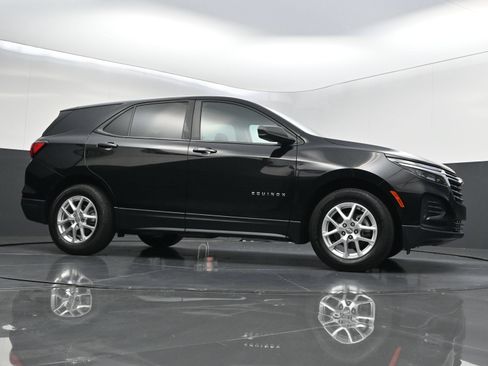 Used 2024 Chevrolet Equinox LS w/ LS Convenience Package FWD image 42