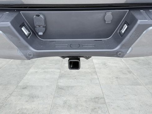 Used 2016 Ford F150 Limited image 11