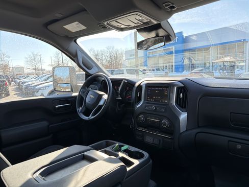 New 2026 Chevrolet Silverado 3500 W/T image 16