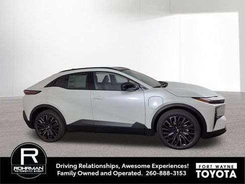 New 2026 Toyota C-HR AWD/4WD image 5