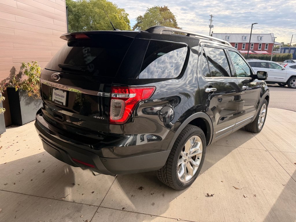 Used 2014 Ford Explorer Limited w/ Equipment Group 302A AWD/4WD image 7