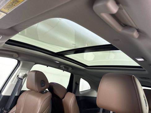 Certified 2024 Acura MDX w/ Technology Package FWD image 20