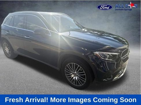Used 2024 Mercedes-Benz GLC 300 image 1