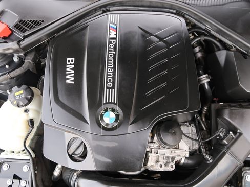 Used 2015 BMW M235i Coupe image 38