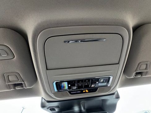 New 2026 Lincoln Corsair Premiere image 33